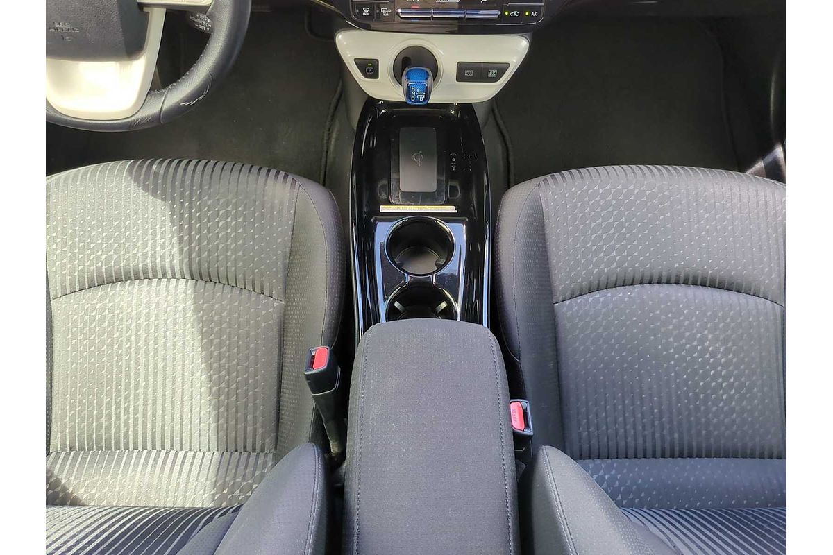 2017 Toyota Prius Three