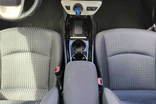 2017 Toyota Prius Three