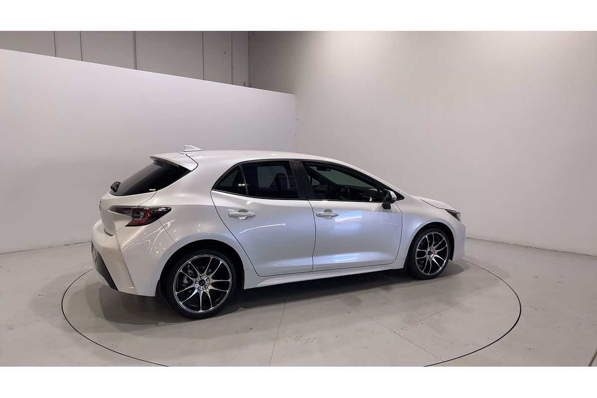 2021 Toyota Corolla SX MZEA12R
