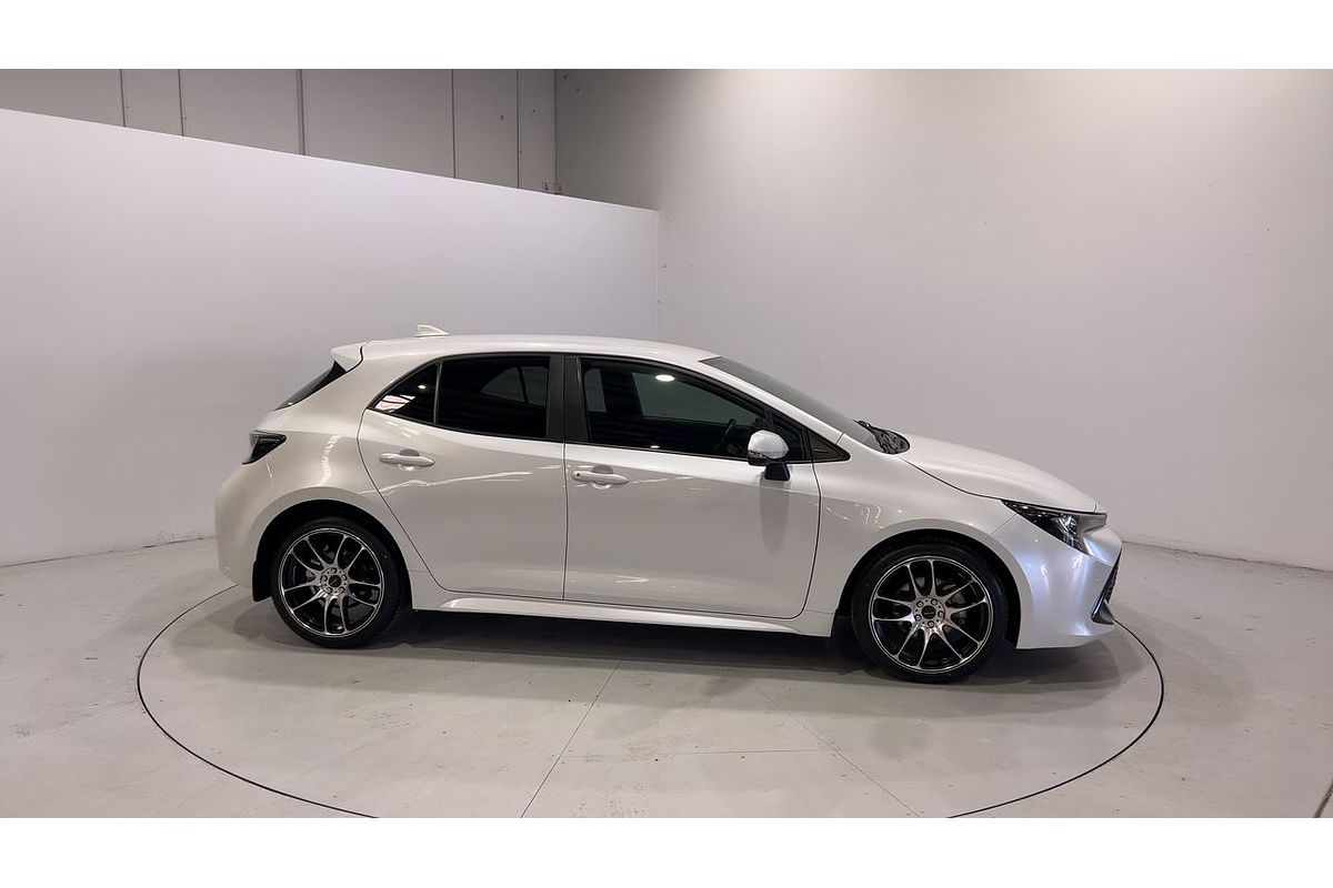2021 Toyota Corolla SX MZEA12R