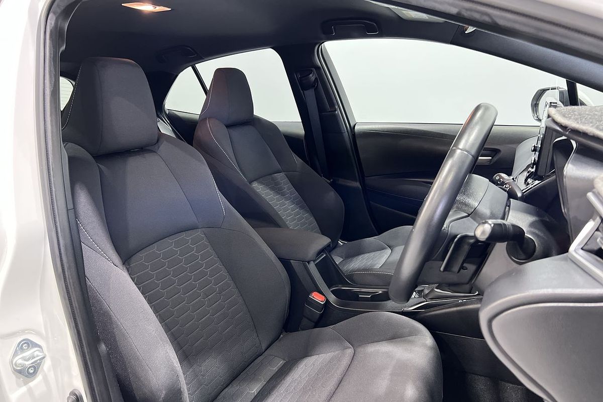 2021 Toyota Corolla SX MZEA12R