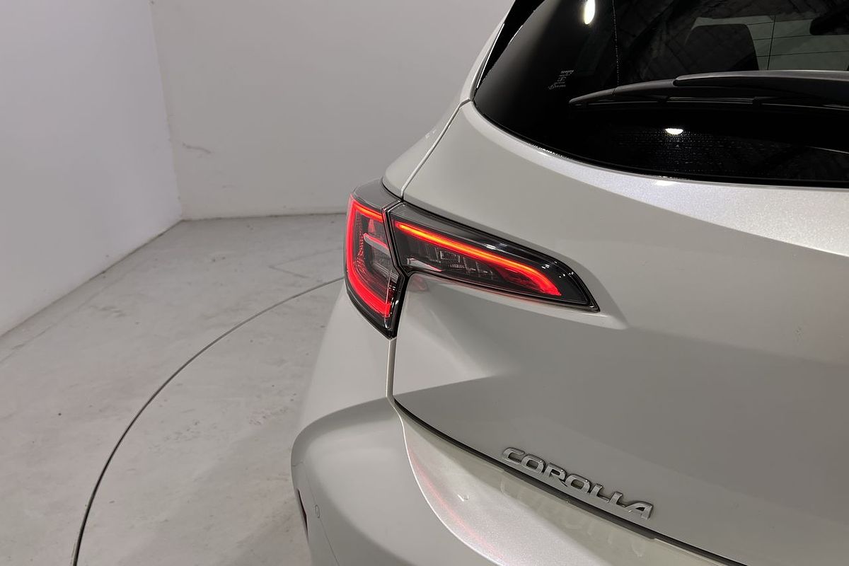 2021 Toyota Corolla SX MZEA12R