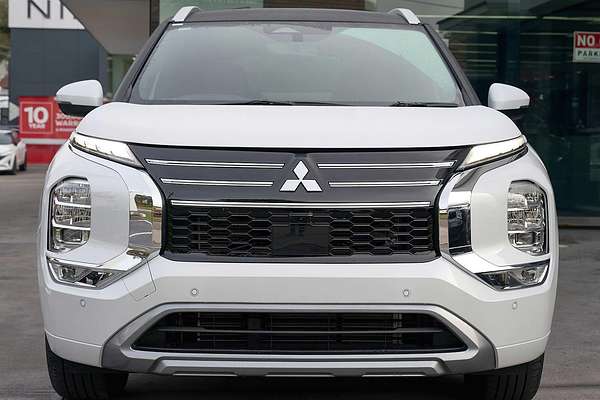 2025 Mitsubishi Outlander Exceed Tourer ZM