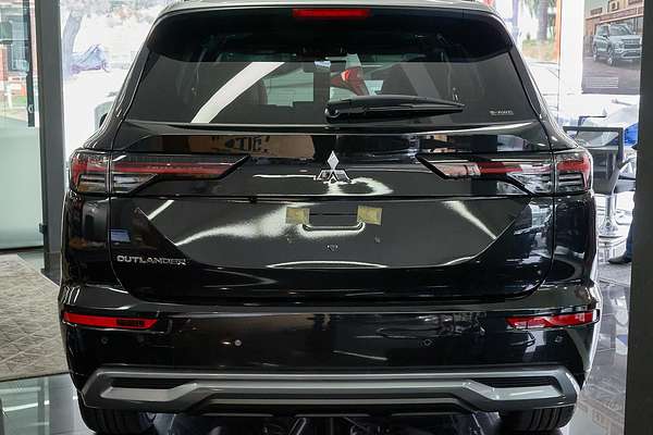 2025 Mitsubishi Outlander Exceed Tourer ZM