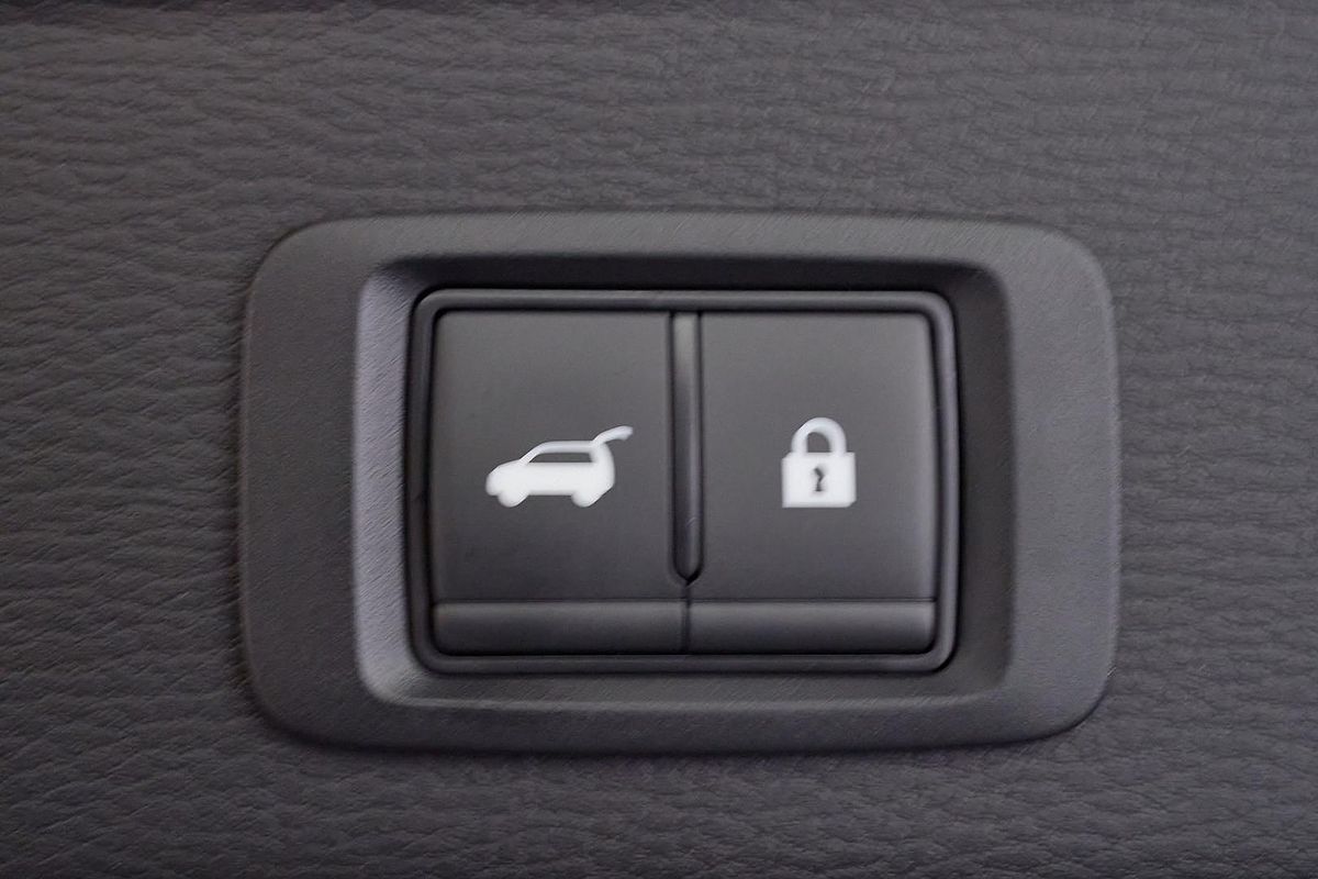 2025 Mitsubishi Outlander Exceed Tourer ZM