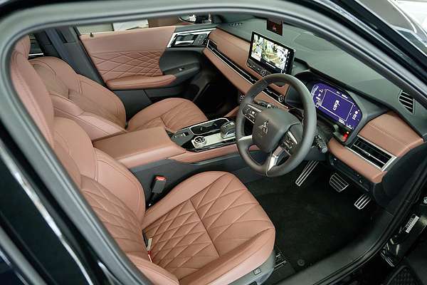 2025 Mitsubishi Outlander Exceed Tourer ZM