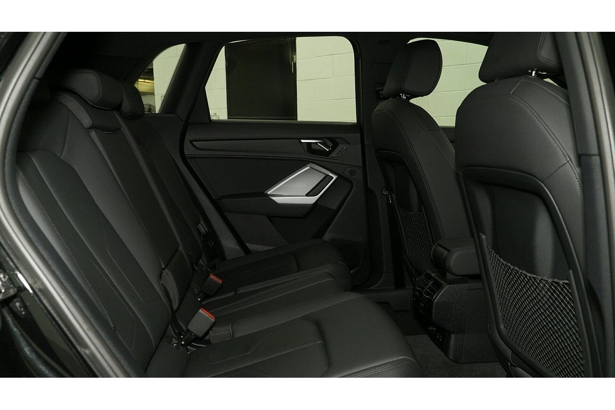 2022 Audi Q3 40 TFSI F3
