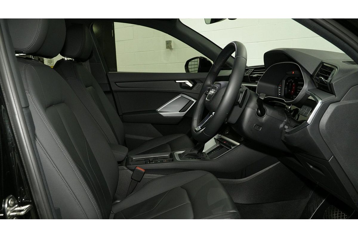 2022 Audi Q3 40 TFSI F3