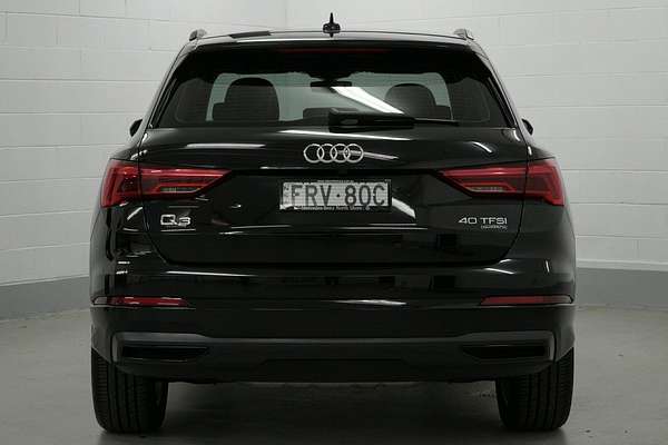 2022 Audi Q3 40 TFSI F3
