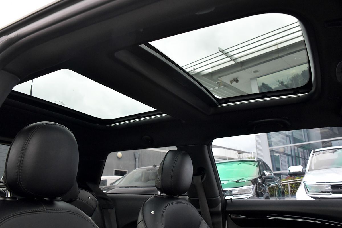 2019 MINI Hatch John Cooper Works F56 LCI