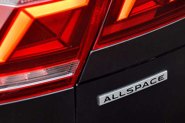 2022 Volkswagen Tiguan 162TSI R-Line Allspace 5N