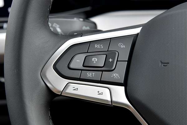 2024 Volkswagen Golf 110TSI Life 8