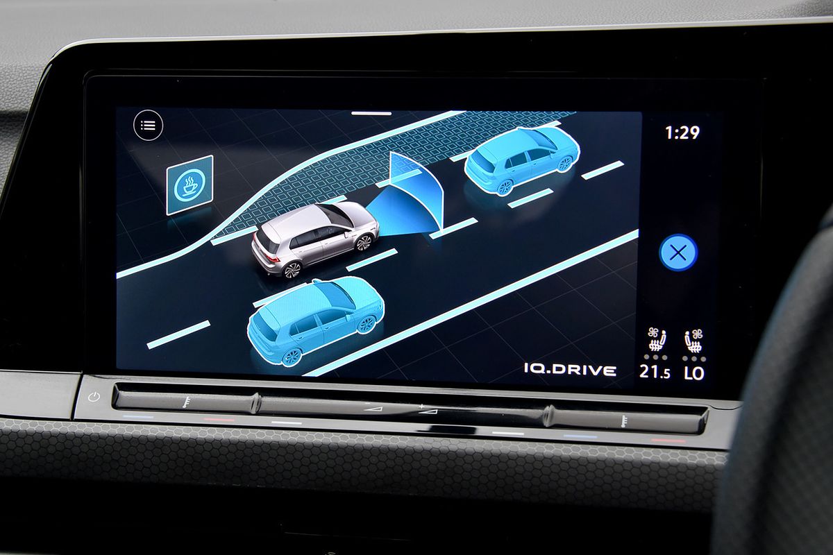 2024 Volkswagen Golf GTI 8