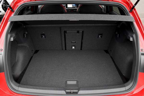 2024 Volkswagen Golf GTI 8