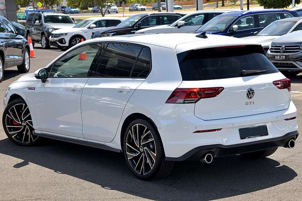 2024 Volkswagen Golf GTI 8