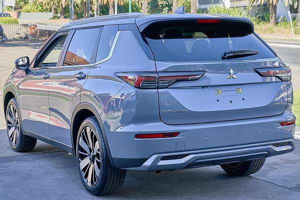 2025 Mitsubishi Outlander Aspire ZM