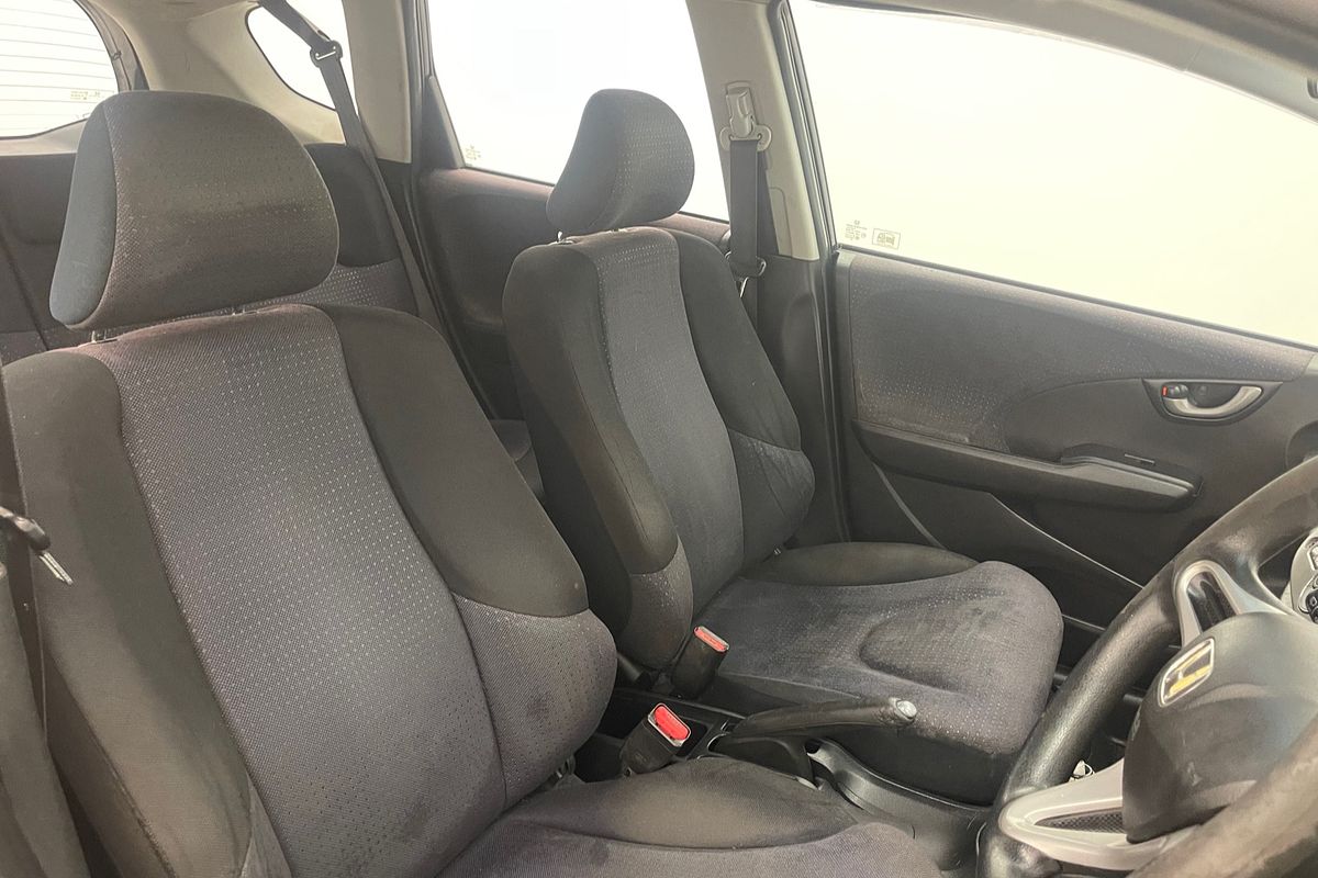 2010 Honda Jazz GLi GE