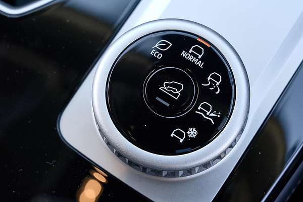 2025 Mitsubishi Outlander Aspire ZM