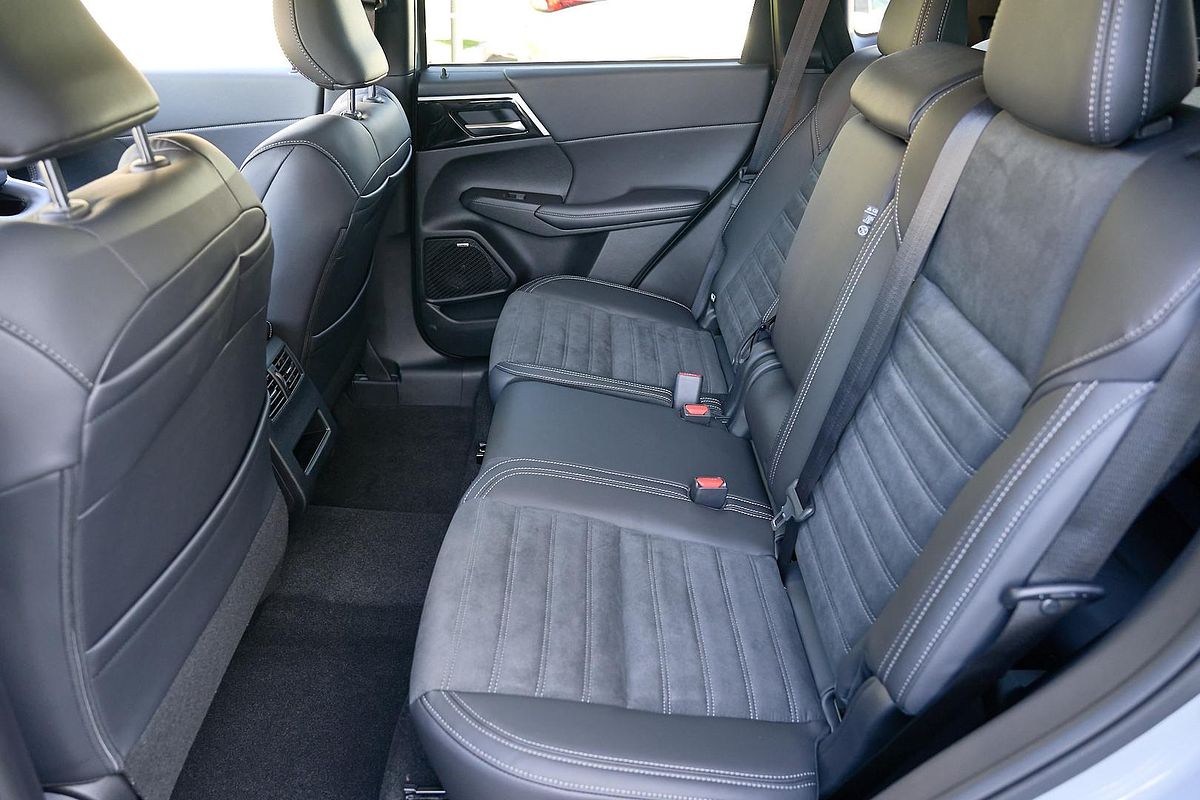 2025 Mitsubishi Outlander Aspire ZM