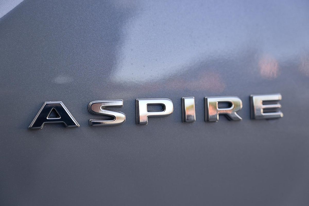 2025 Mitsubishi Outlander Aspire ZM