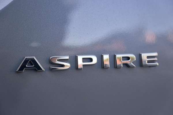 2025 Mitsubishi Outlander Aspire ZM