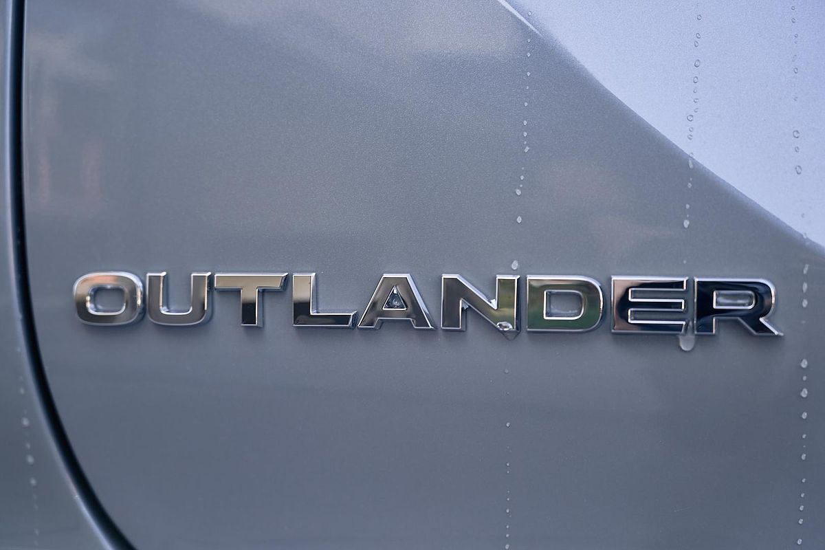 2025 Mitsubishi Outlander Aspire ZM