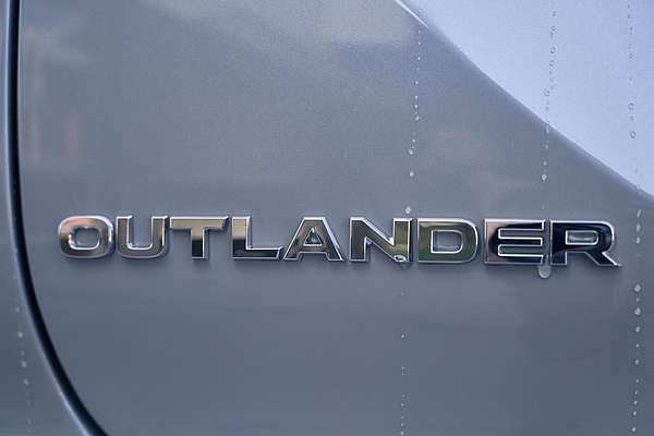 2025 Mitsubishi Outlander Aspire ZM