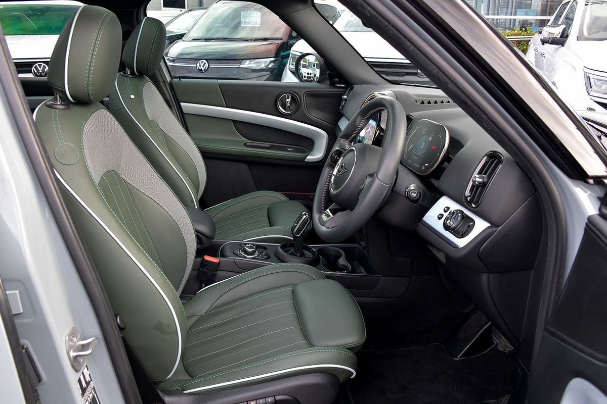 2023 MINI Countryman Cooper S Untamed F60 LCI