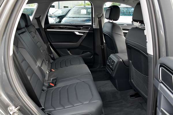2022 Volkswagen Touareg 170TDI CR