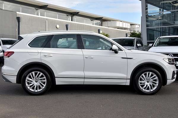 2022 Volkswagen Touareg 170TDI CR