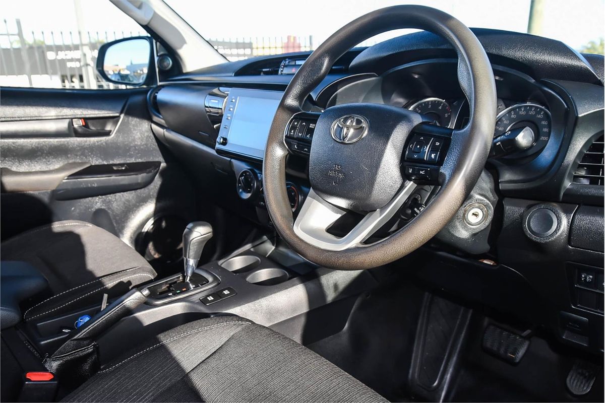 2021 Toyota Hilux SR GUN126R 4X4