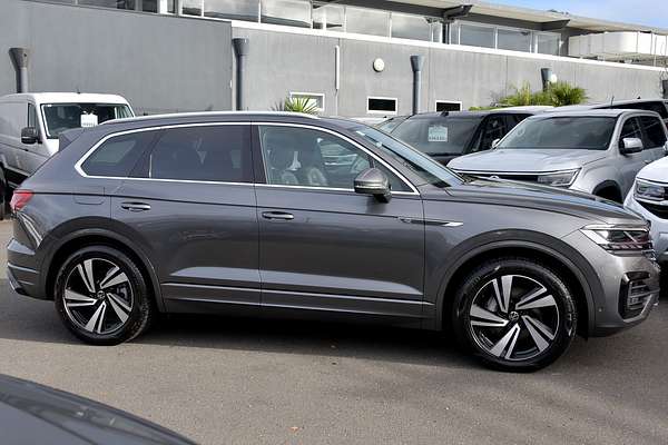 2022 Volkswagen Touareg 210TDI R-Line CR