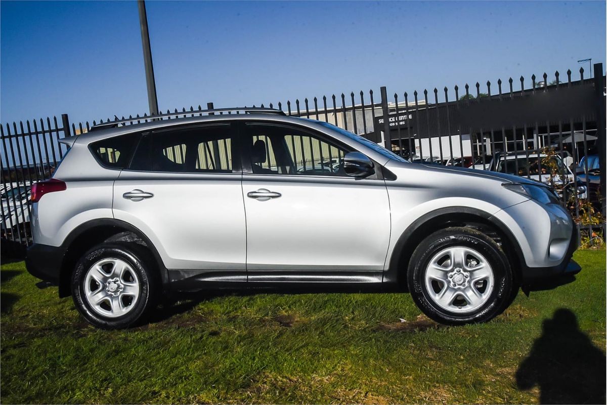 2014 Toyota RAV4 GX ZSA42R