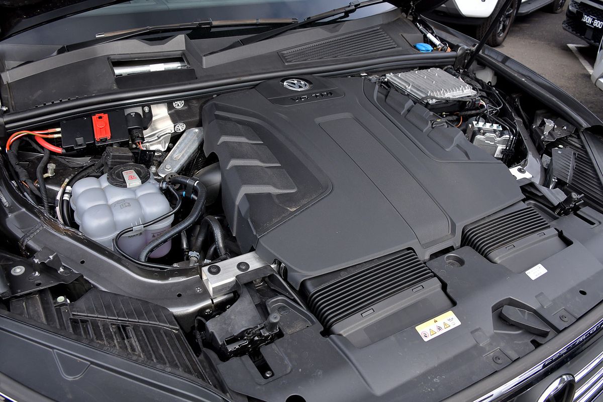 2022 Volkswagen Touareg 210TDI R-Line CR