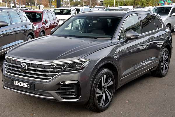 2022 Volkswagen Touareg 210TDI R-Line CR