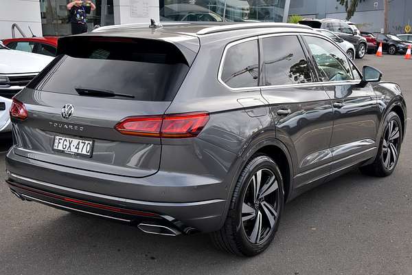 2022 Volkswagen Touareg 210TDI R-Line CR