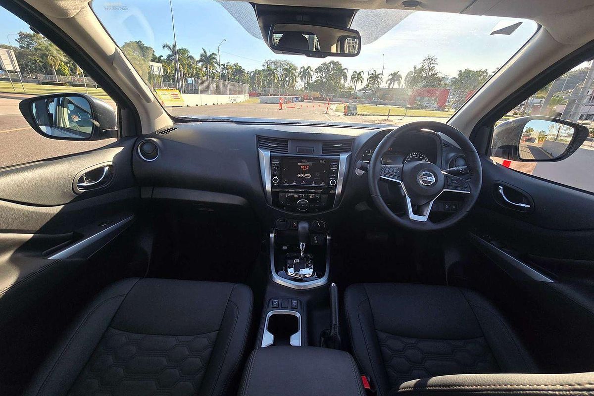 2024 Nissan Navara ST-X D23 4X4