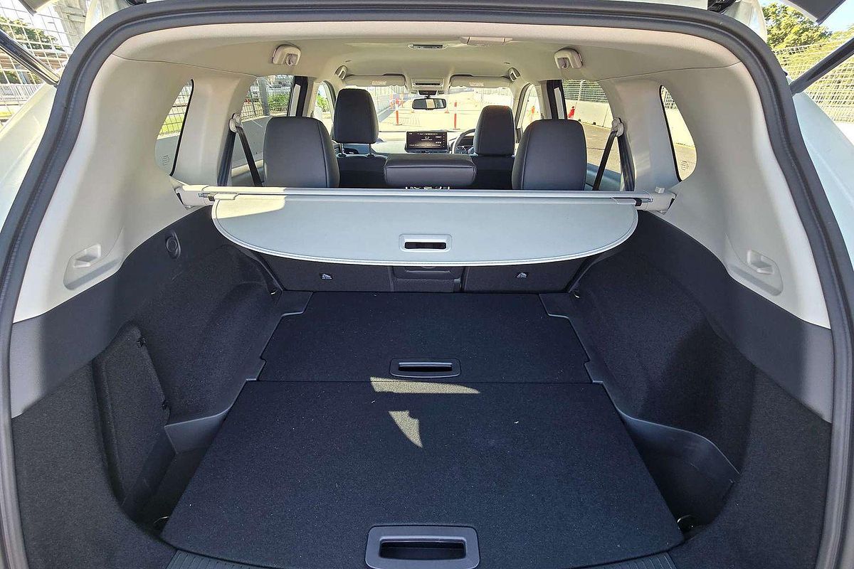 2024 Nissan X-TRAIL ST-L e-POWER T33