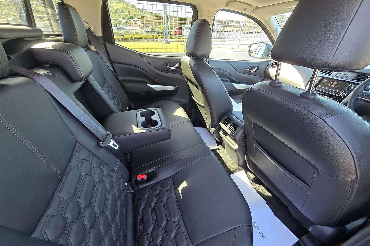 2024 Nissan Navara ST-X D23 4X4