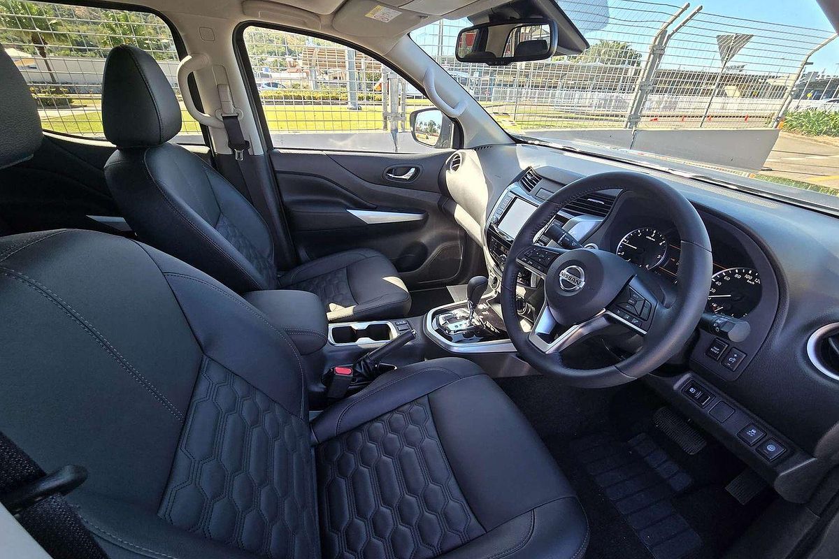 2024 Nissan Navara ST-X D23 4X4