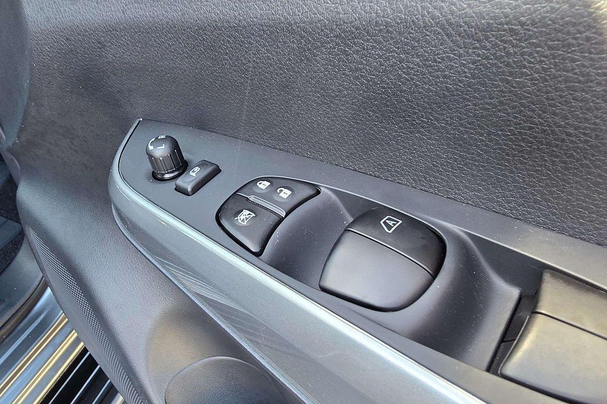 2024 Nissan Navara ST-X D23 4X4