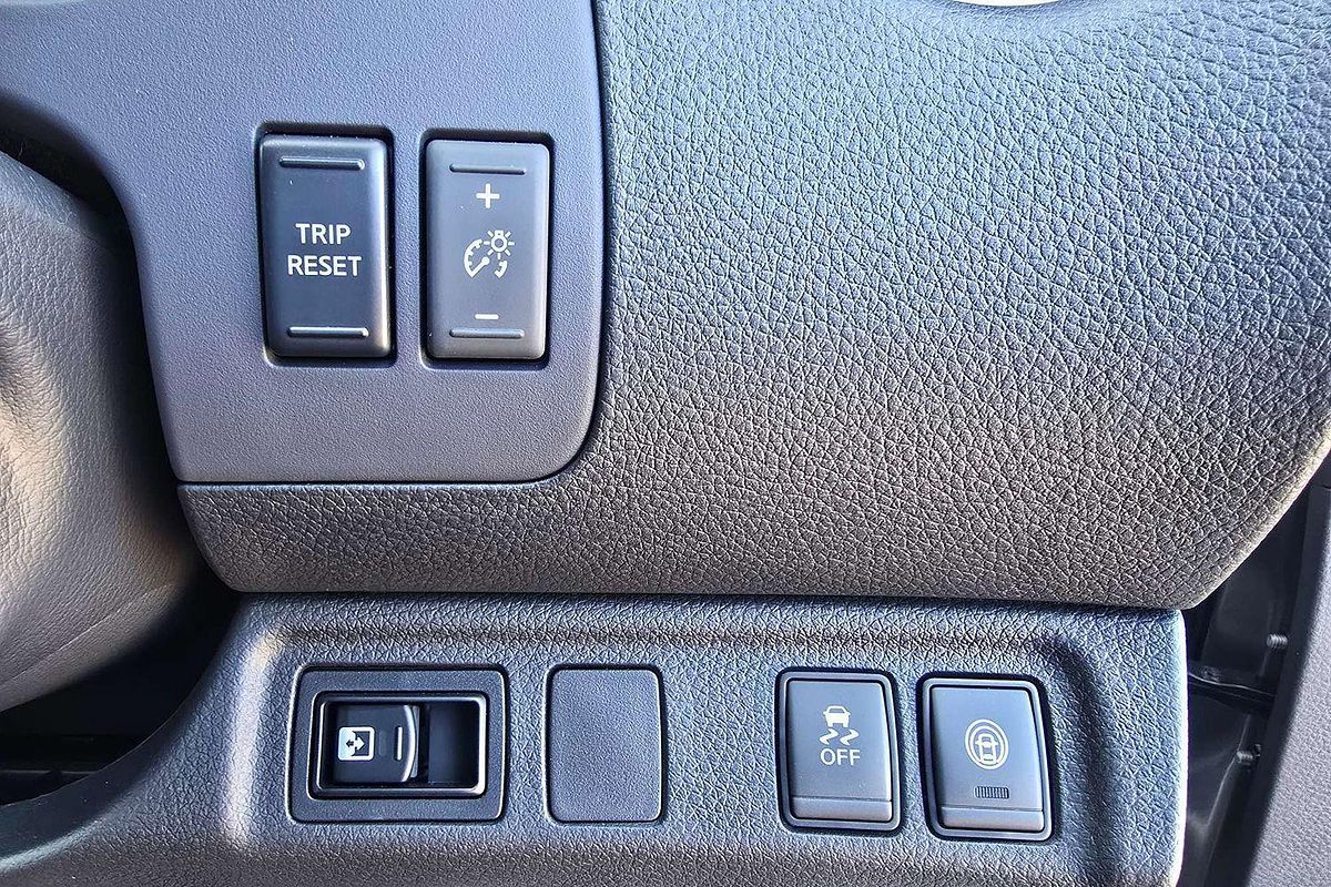 2024 Nissan Navara ST-X D23 4X4
