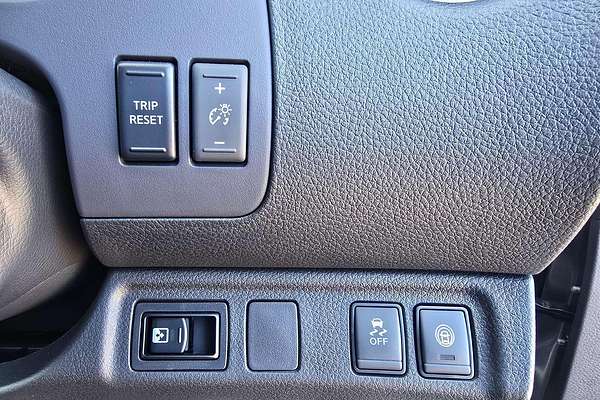 2024 Nissan Navara ST-X D23 4X4