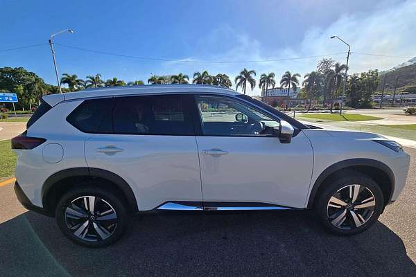 2025 Nissan X-TRAIL Ti T33