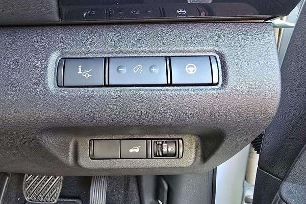 2024 Nissan Pathfinder ST-L R53