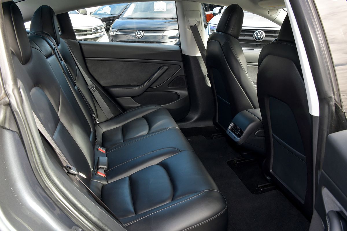 2019 Tesla Model 3 Performance