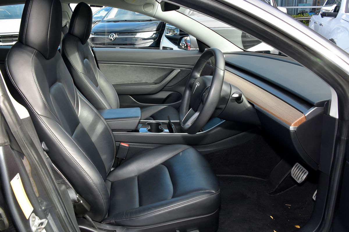 2019 Tesla Model 3 Performance