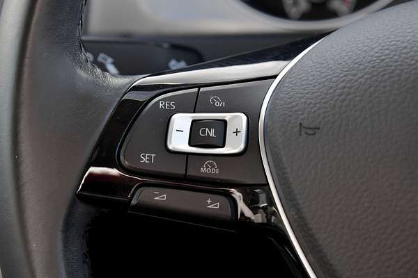 2016 Volkswagen Golf 92TSI 7