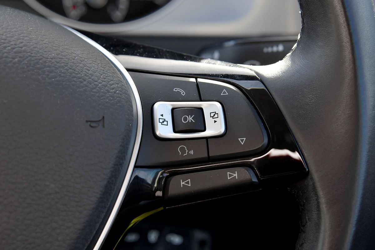 2016 Volkswagen Golf 92TSI 7