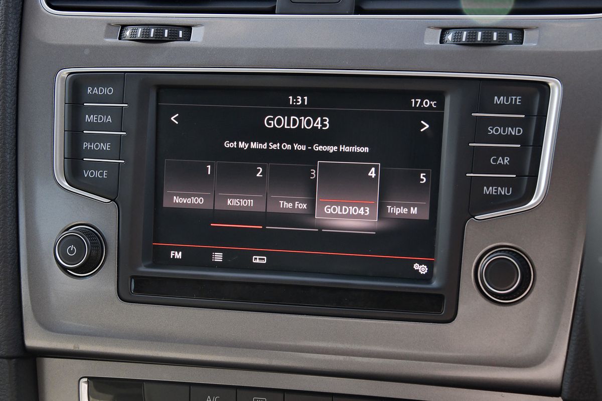 2016 Volkswagen Golf 92TSI 7
